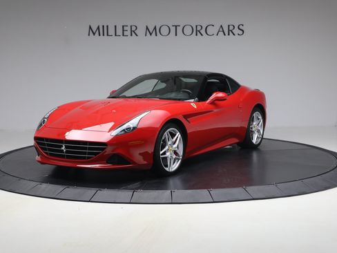Certified 2017 Ferrari California T RWD image 29
