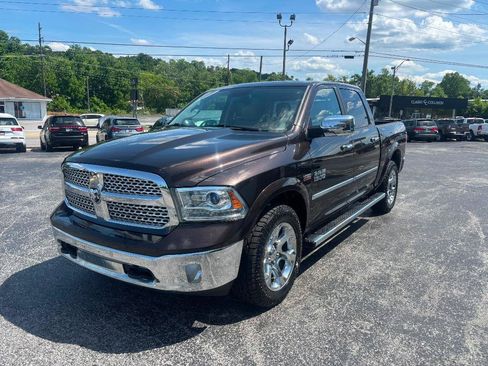 Used 2016 RAM 1500 Laramie w/ Convenience Group AWD/4WD image 6