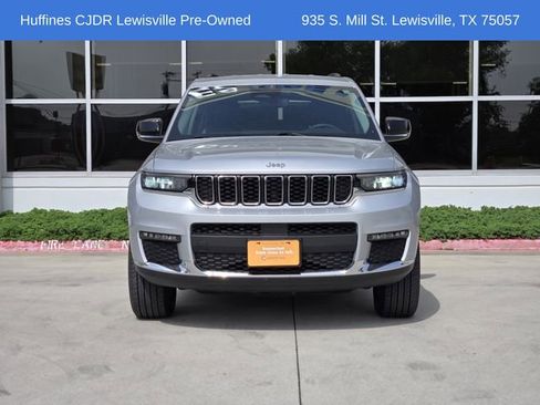 Used 2023 Jeep Grand Cherokee L Limited AWD/4WD image 2