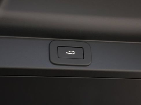 New 2026 Land Rover Range Rover SE AWD/4WD image 33
