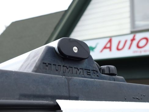 Used 2003 HUMMER H2 w/ Preferred Equipment Group image 45