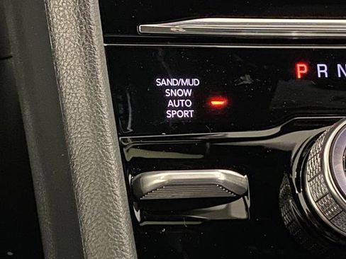 New 2025 Jeep Grand Cherokee Limited w/ Luxury Tech Group II image 23