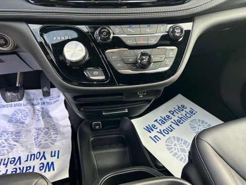 New 2026 Chrysler Pacifica Select image 14