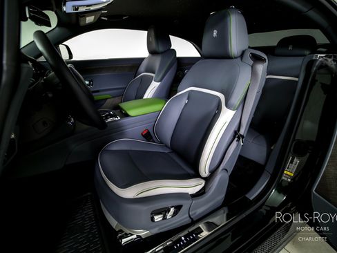 Used 2024 Rolls-Royce Spectre w/ Spectre Launch Package image 13