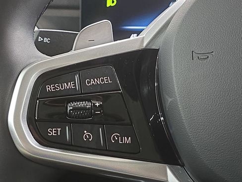 Used 2026 BMW 330i Sedan w/ M Sport Package image 17