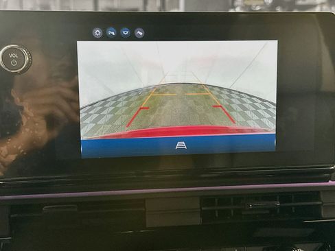 Used 2024 Honda Prologue Touring image 23