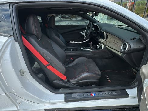 Used 2019 Chevrolet Camaro ZL1 image 25