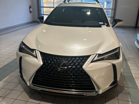 Used 2023 Lexus UX 250h FWD w/ Premium Package image 2