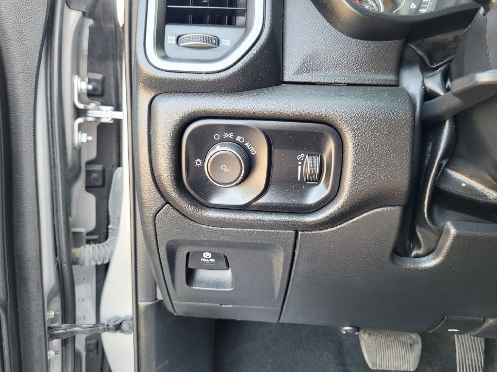 Used 2023 RAM 1500 Tradesman AWD/4WD image 32
