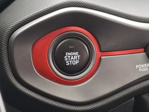 Used 2019 Hyundai Veloster Turbo image 20