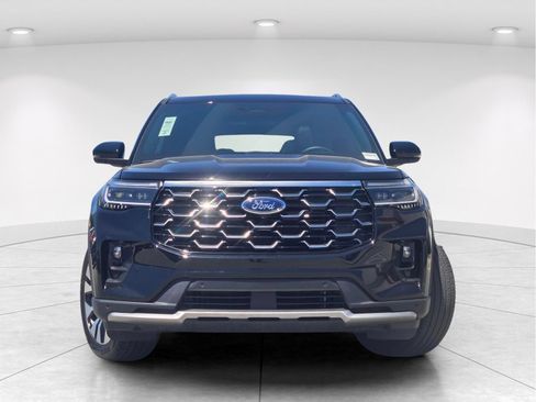 Used 2025 Ford Explorer Platinum w/ LUX Leather Package AWD/4WD image 2
