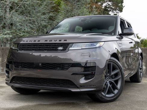 Used 2024 Land Rover Range Rover Sport Dynamic SE AWD/4WD image 7