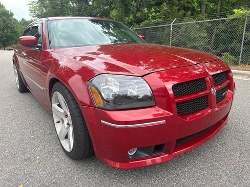 Used 2006 Dodge Magnum SRT8 w/ SRT Option Group III RWD image 3
