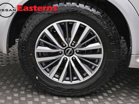 Used 2023 Nissan Armada SL RWD image 31