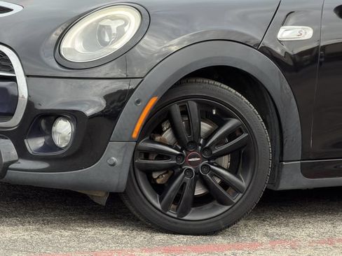 Used 2018 MINI Cooper S FWD image 9