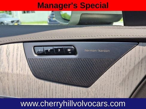 New 2025 Volvo XC90 T8 Ultra w/ Protection Package Premier image 23