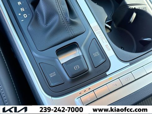 New 2026 Kia Carnival FWD image 28
