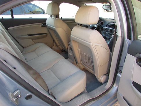 Used 2009 Saturn Aura XE image 13