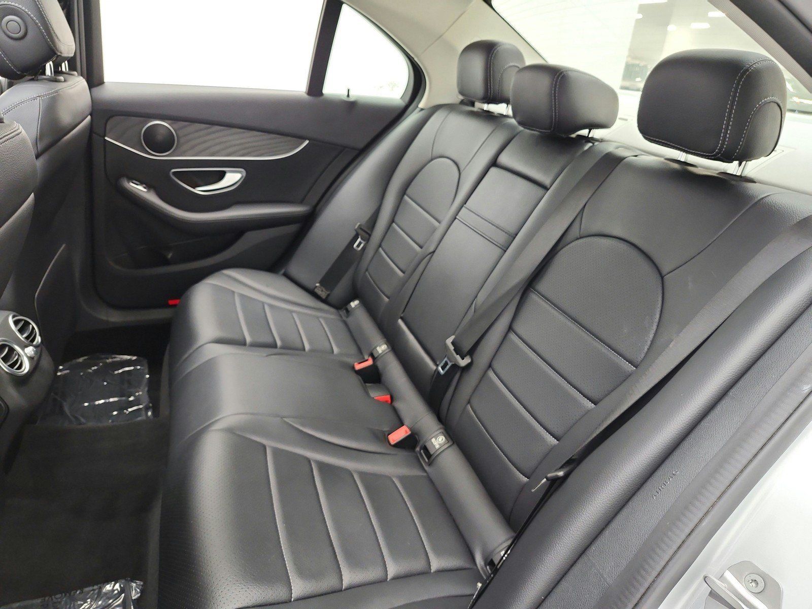 Used 2017 Mercedes-Benz C 300 Sedan image 13