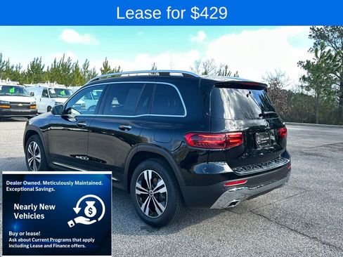 Used 2025 Mercedes-Benz GLB 250 4MATIC image 9