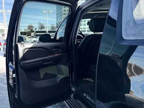 Used 2007 Chevrolet Avalanche LT w/ LT Preferred Equipment Group image 22