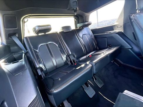 Used 2022 Ford Expedition Platinum AWD/4WD image 28