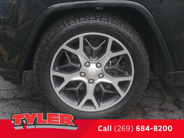 Used 2019 Jeep Grand Cherokee Overland AWD/4WD image 47