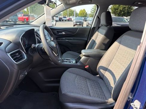 Used 2022 Chevrolet Equinox LT AWD/4WD image 9