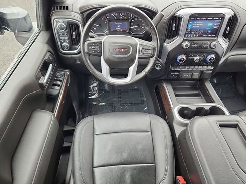 Certified 2022 GMC Sierra 2500 SLT image 11