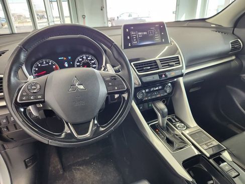 Used 2019 Mitsubishi Eclipse Cross SE image 17