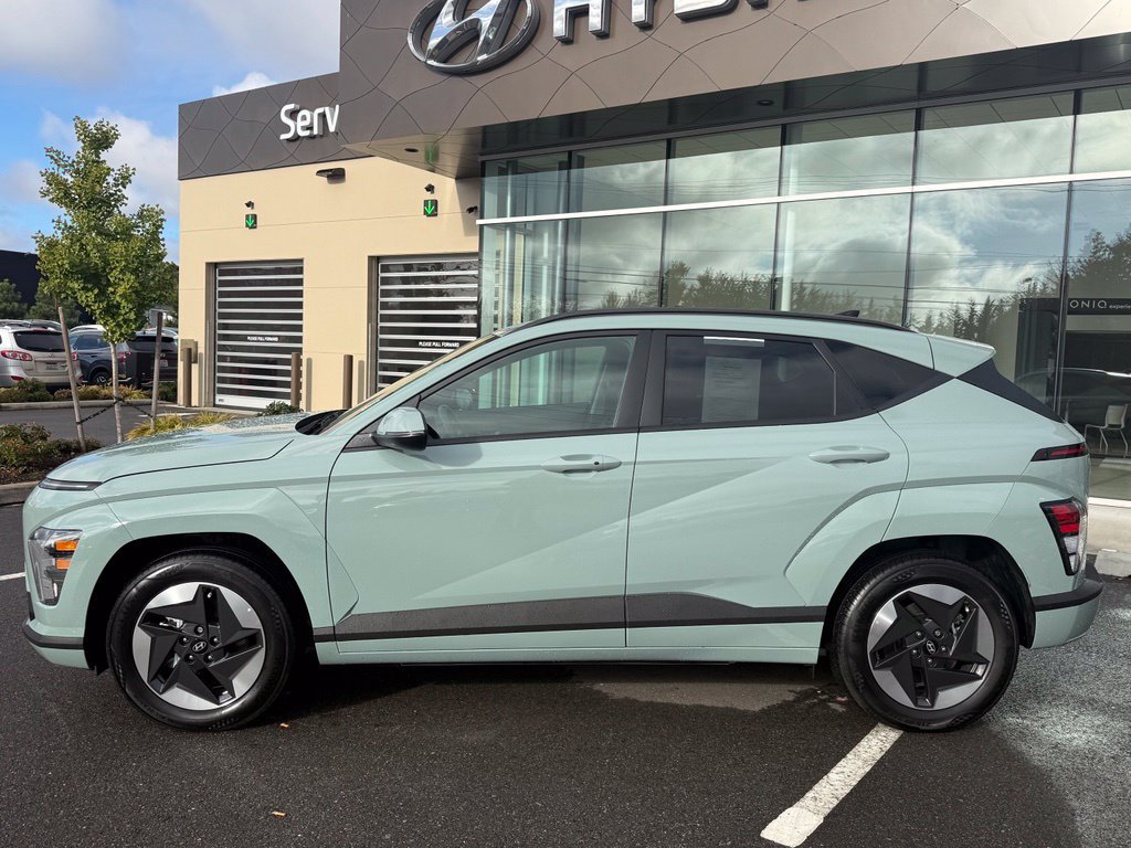 Certified 2024 Hyundai Kona SEL FWD image 2