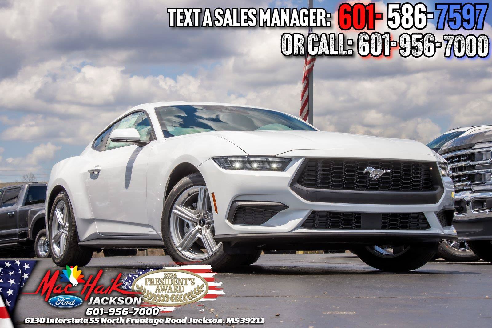 Used 2026 Ford Mustang Coupe RWD image 2