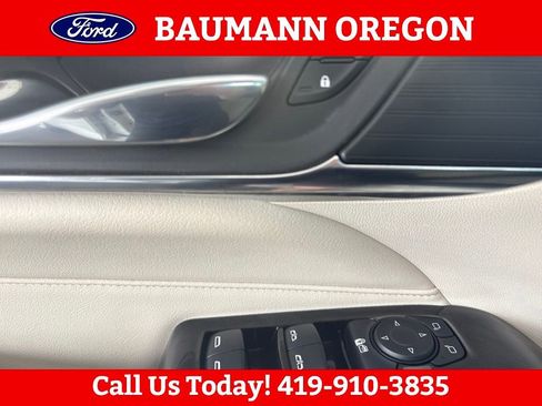 Used 2023 Cadillac CT4 Luxury w/ Cold Weather Package AWD/4WD image 8