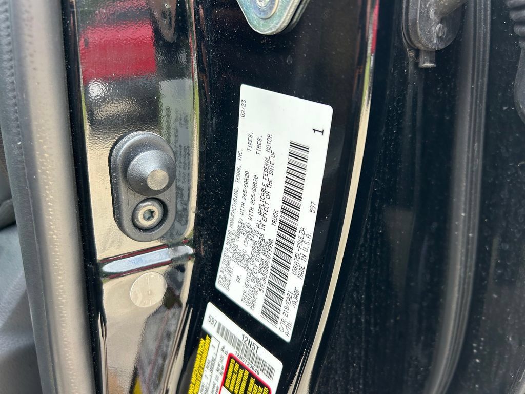 Used 2023 Toyota Tundra Limited w/ Power Package AWD/4WD image 10