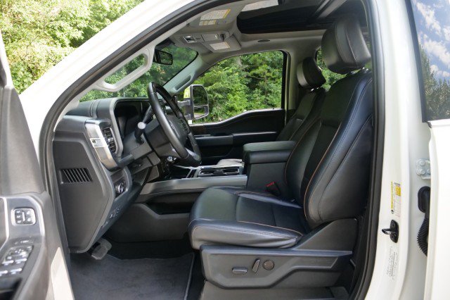 Used 2025 Ford F350 Lariat w/ Lariat Ultimate Package AWD/4WD image 34