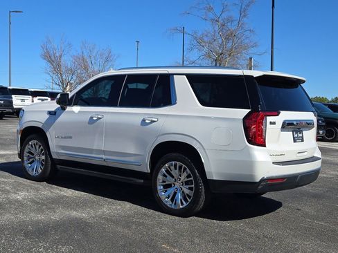 Used 2021 GMC Yukon SLT w/ SLT Luxury Plus Package image 11