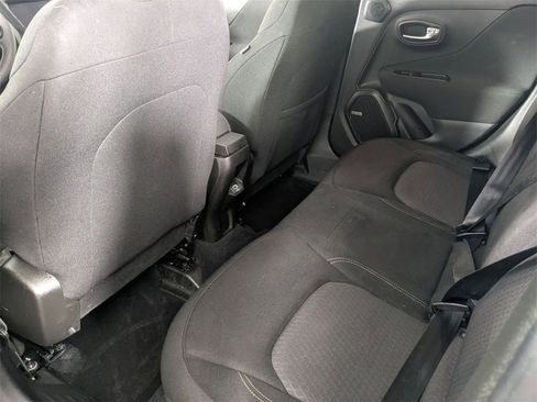 Used 2021 Jeep Renegade Latitude w/ Sun & Sound Group image 25