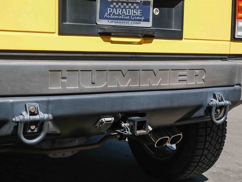 Used 2004 HUMMER H2 w/ Chrome Appearance Package image 10