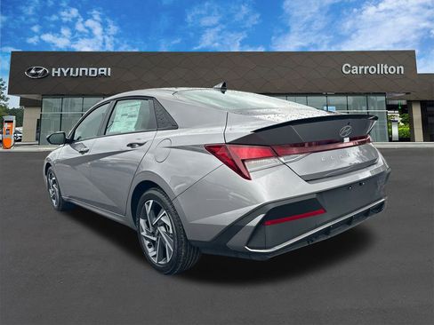 New 2025 Hyundai Elantra Sport image 7