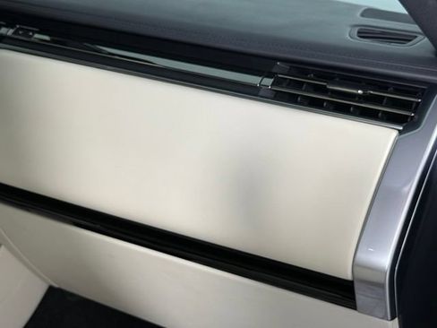 Used 2024 Land Rover Range Rover SE AWD/4WD image 36