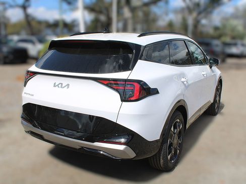 New 2026 Kia Sportage SX image 7