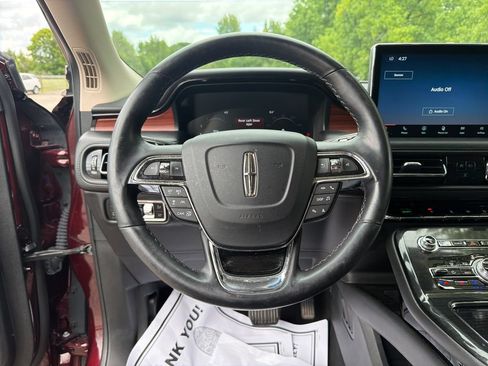 Used 2023 Lincoln Nautilus Reserve w/ Equipment Group 202A AWD/4WD image 17
