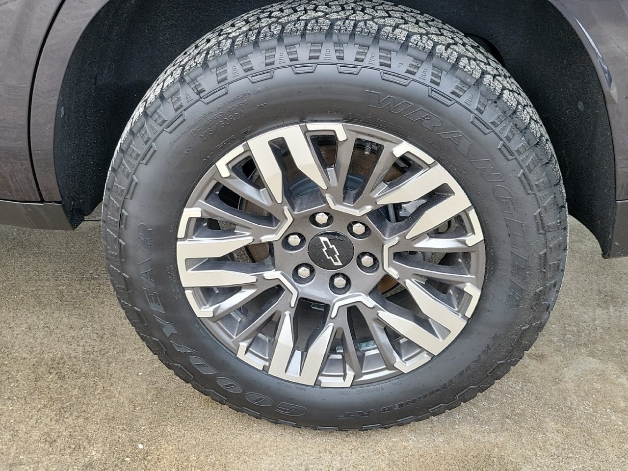 Certified 2025 Chevrolet Tahoe Z71 AWD/4WD image 5