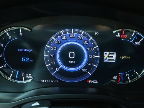 Used 2018 Cadillac Escalade Luxury image 7