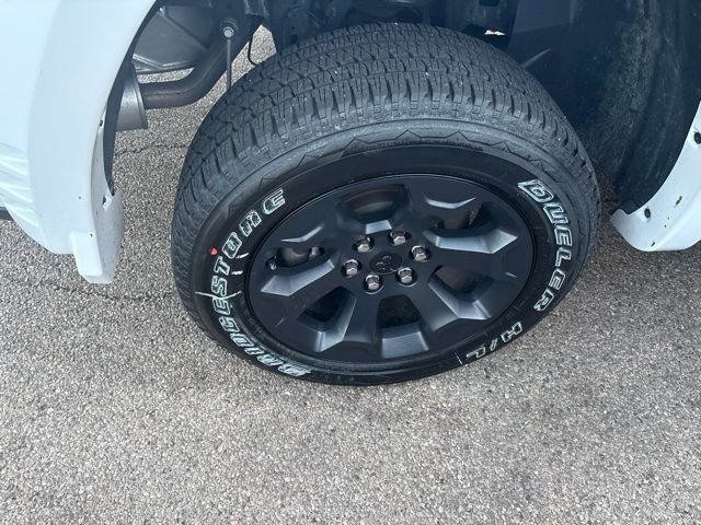 Used 2023 RAM 1500 Big Horn AWD/4WD image 6