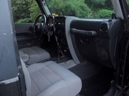 Used 2008 Jeep Wrangler Sahara w/ PWR Convenience Group AWD/4WD image 13