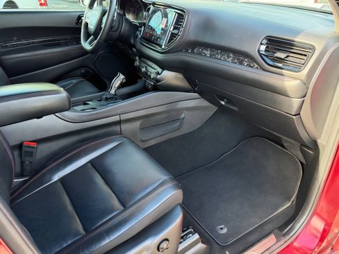 Used 2023 Dodge Durango R/T image 32