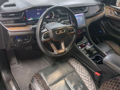 Used 2022 Jeep Grand Cherokee Summit w/ Advanced Protech Group IV image 11