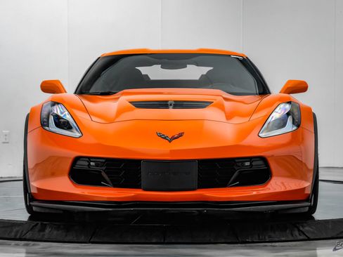 Used 2019 Chevrolet Corvette Z06 RWD image 35