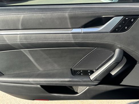 Used 2020 Porsche 911 Carrera 4S image 15